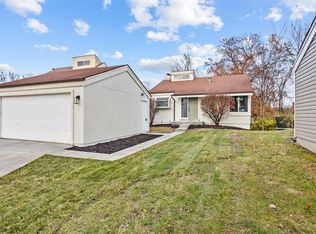 4826 Persimmon Bend Ln, Florissant, MO 63033