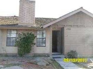 1530 E North Way, Dinuba, CA 93618