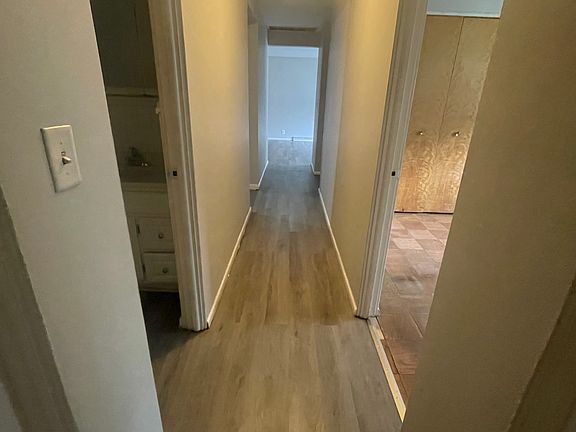 4th image of 17531 Parker Dr