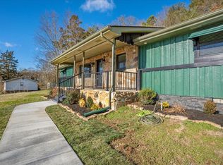 9815 E Brainerd Rd, Ooltewah, TN 37363