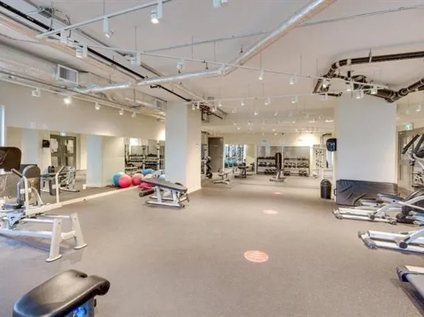 13308 Central Ave #406, Surrey, BC V3T 0M4