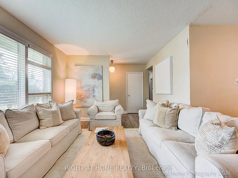 1493 Constance Dr — Photo 7