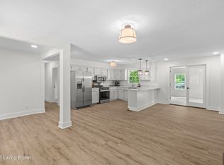 16 Meadowbrook Dr, Frankfort, KY 40601