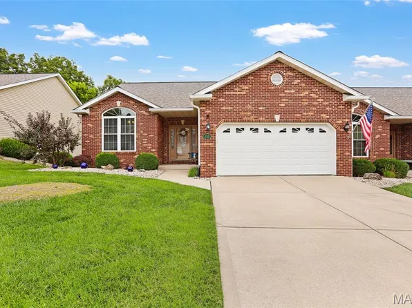 132 Briar Rdg, Collinsville, IL 62234