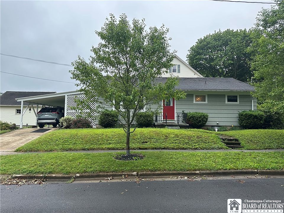 1st image of 174 Clyde Ave