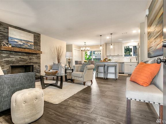 2nd image of 26636 Timberlane Dr SE