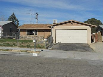1st image of 1737 Paloma St
