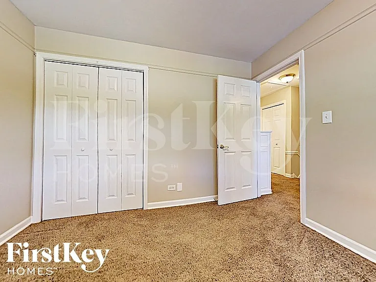 28W608 Bolles Ave — Photo 11