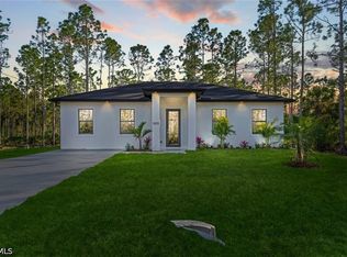 1805 W 10th St, Lehigh Acres, FL 33972