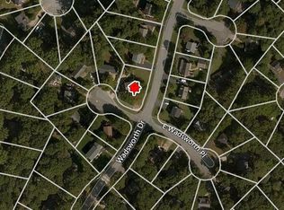 8900 W Wadsworth Pl, North Chesterfield, VA 23236