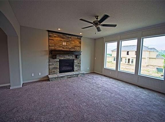 4th image of 5212 W Meadowview Dr