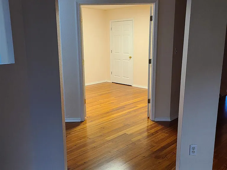 358 Mirabelle Dr — Photo 4
