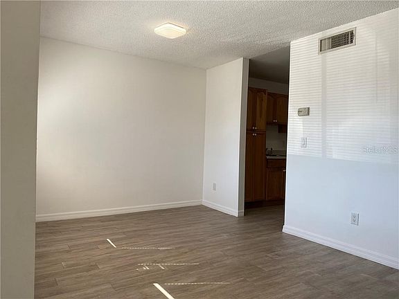 4th image of 2368 Huntington Green Ct #7