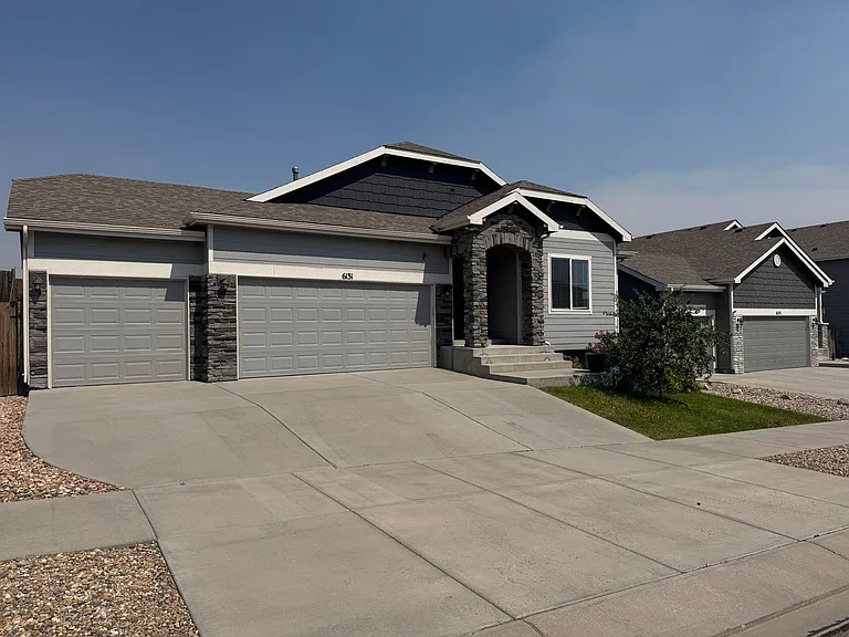 6131 Anders Ridge Ln — Photo 2