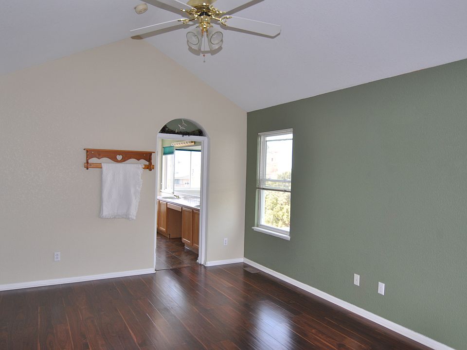 1st image of 8120 Dartmoor Ct