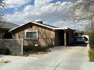 16482 Smoke Tree St, Hesperia, CA 92345