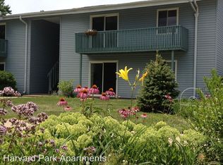 116 W Brink St APT 8, Harvard, IL 60033