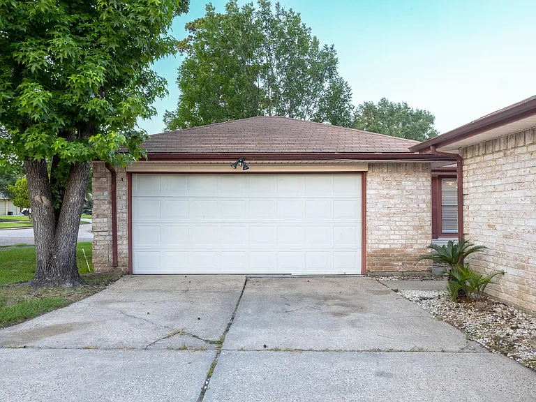 6542 Bridgegate Dr — Photo 31