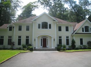 134 Butternut Hollow Rd, Greenwich, CT 06830