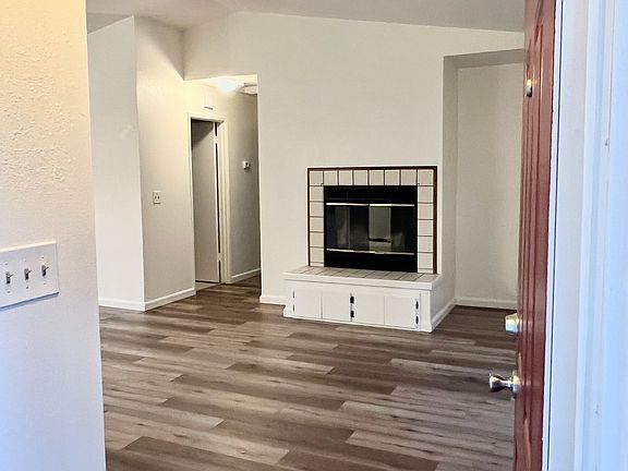 2nd image of 2810 Pope Ave APT G