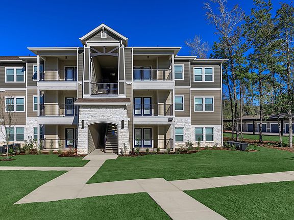 WELCOME HOME TO VANTAGE AT CONROE!