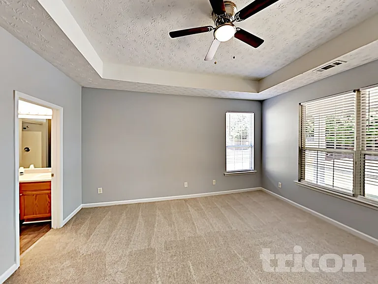 3329 Coach House Ct — Photo 7