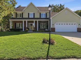 661 Cassie Lynn LANE, Oconomowoc, WI 53066