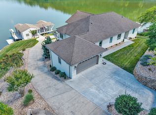 2245 Thomason Ln, Goodview, VA 24095