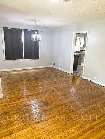 5024 43rd St N — Photo 5