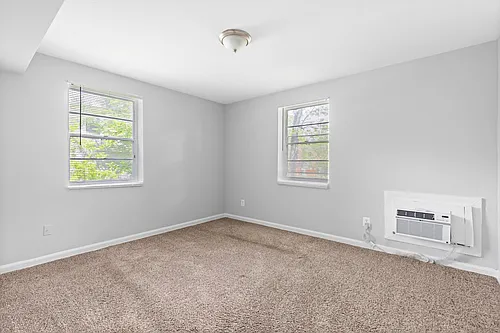 206 Trenton Pl SE #302 Photo 1