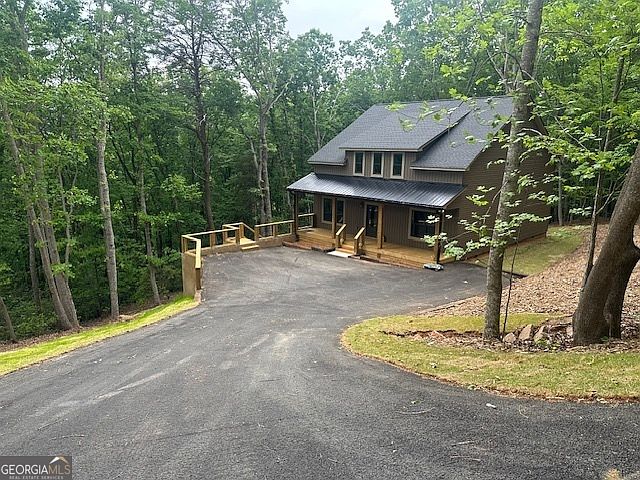 1st image of 82 Vista Dr