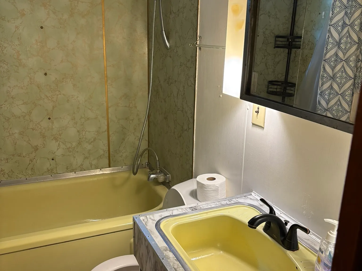2 bed, 541 sqft, $1,350 — Photo 4
