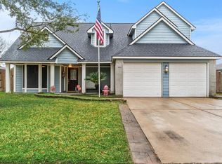 917 Willowbriar Ln, Deer Park, TX 77536