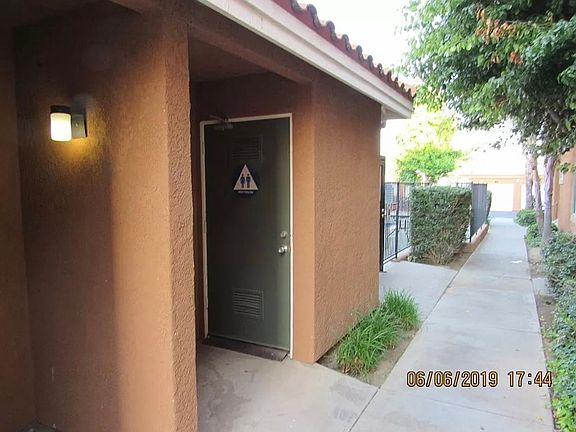 4th image of 16377 Lakeshore Dr Unit 5B