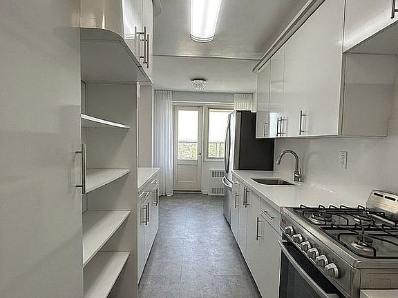 4th image of 2483 W 16th St APT 14D