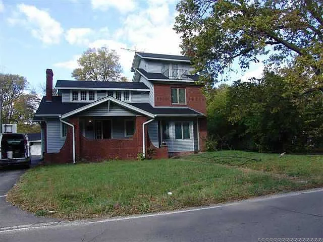 4652 Vandalia Ave photo 1