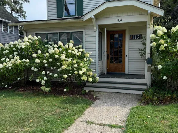 1131 W Washington St, Ann Arbor, MI 48103