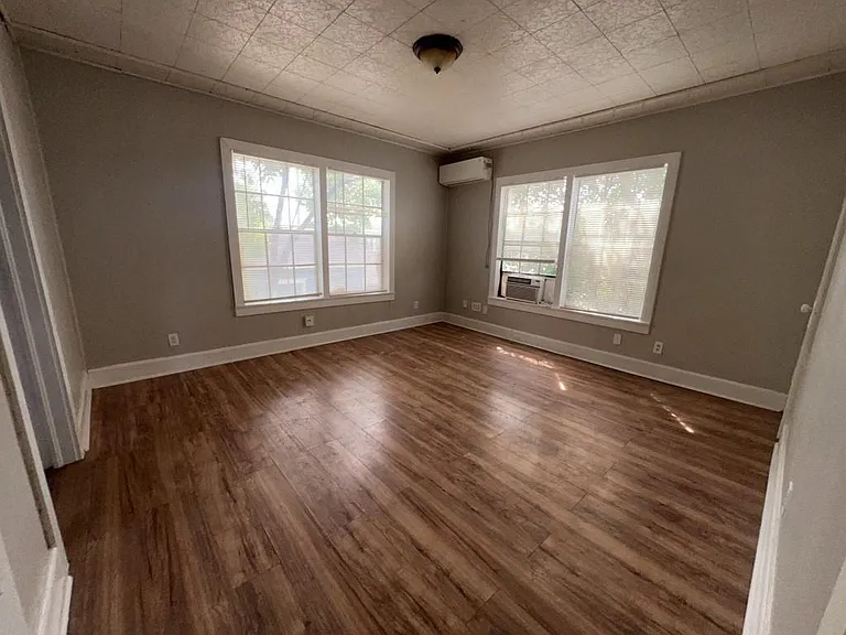 1552 Lombardy St #4 — Photo 3