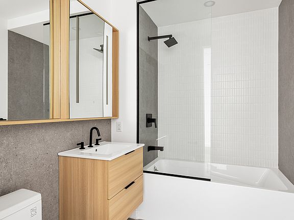 5th image of 1010 Pacific St #116