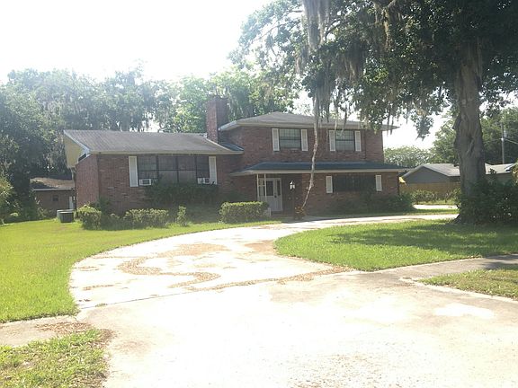 3rd image of 419 N Lanier Ave
