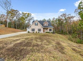 208 Carters Way, Forsyth, GA 31029