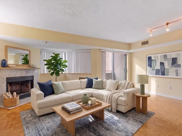 147 Kelton St APT 717, Allston, MA 02134