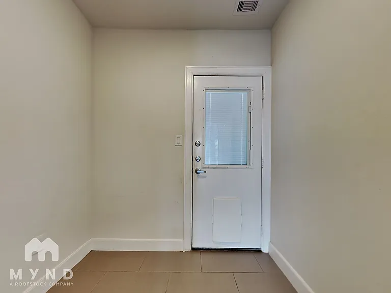 353 Eado Park Cir — Photo 17