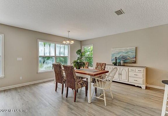 5th image of 373 Maranda Dr