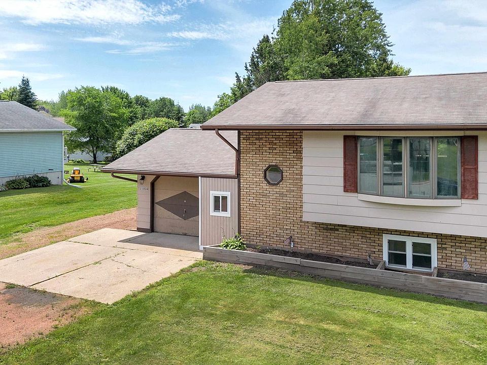 1st image of 212624 LUMBERMAN DRIVE