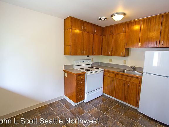5th image of 8500 32nd Ave NW APT 9