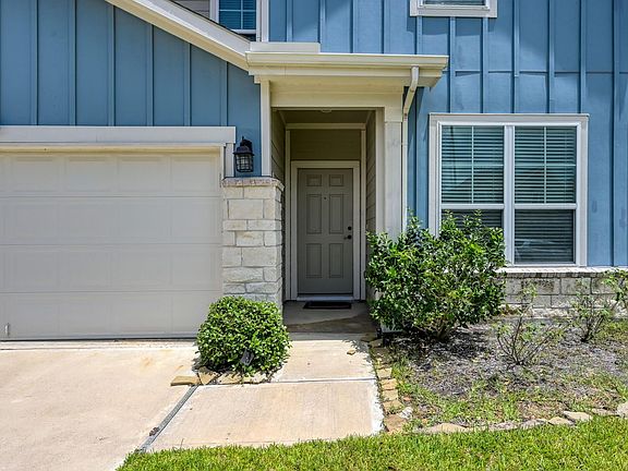 4th image of 23842 Wimble Dr