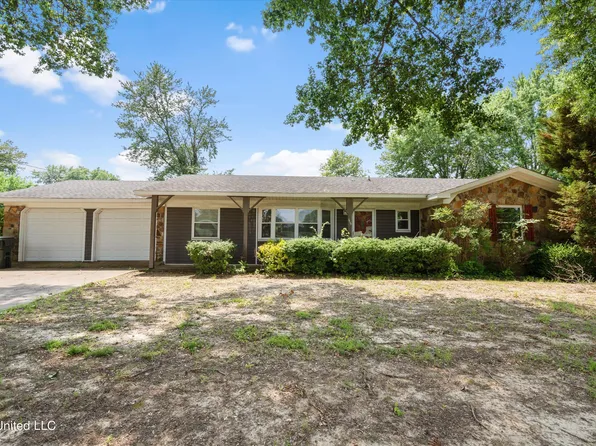 115 Matthews Dr, Senatobia, MS 38668