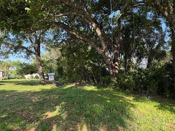 2nd image of 5 49th Ave
