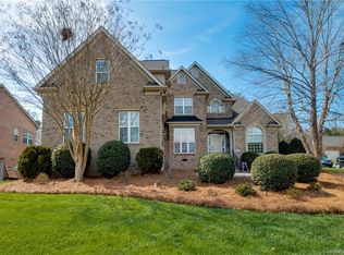 10226 Stonemede Ln, Matthews, NC 28105